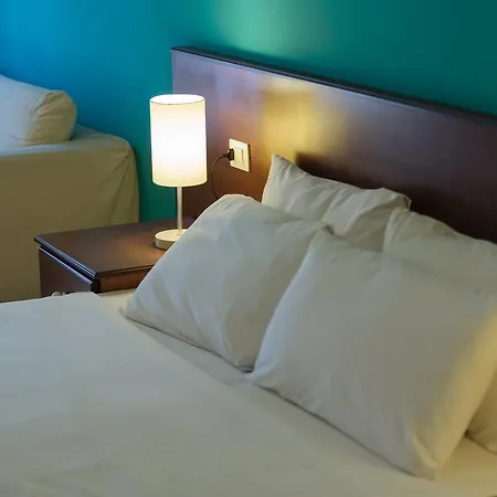 Hotel Akileda 3*